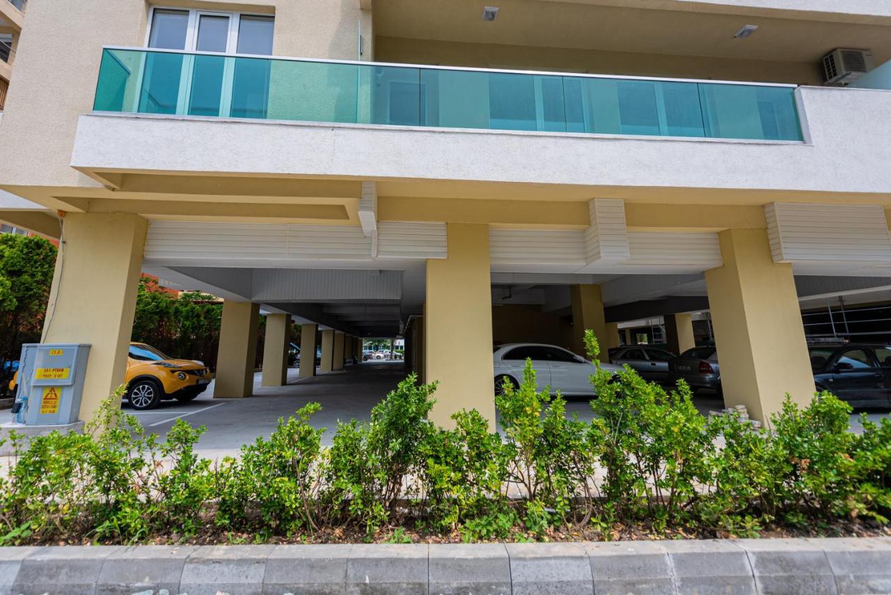 Royal Moonlight Apartment มามายา ภายนอก รูปภาพ