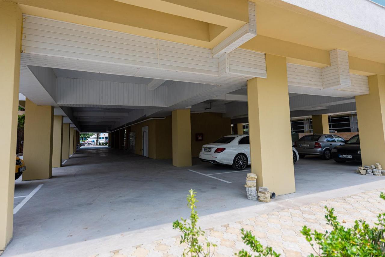 Royal Moonlight Apartment มามายา ภายนอก รูปภาพ