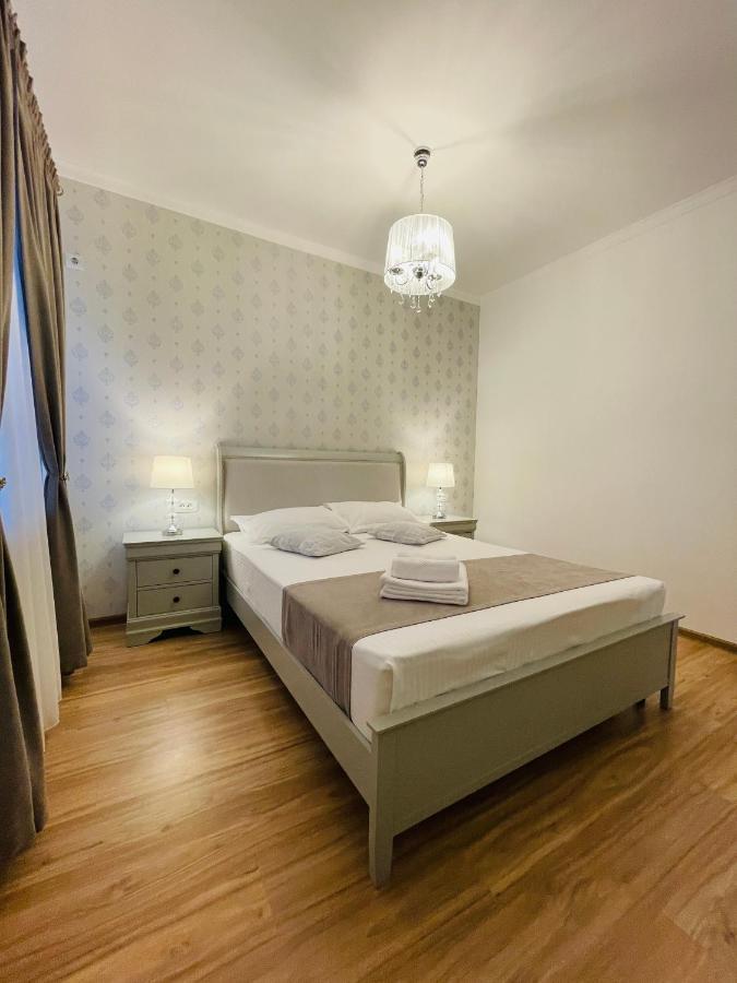 Royal Moonlight Apartment มามายา ภายนอก รูปภาพ