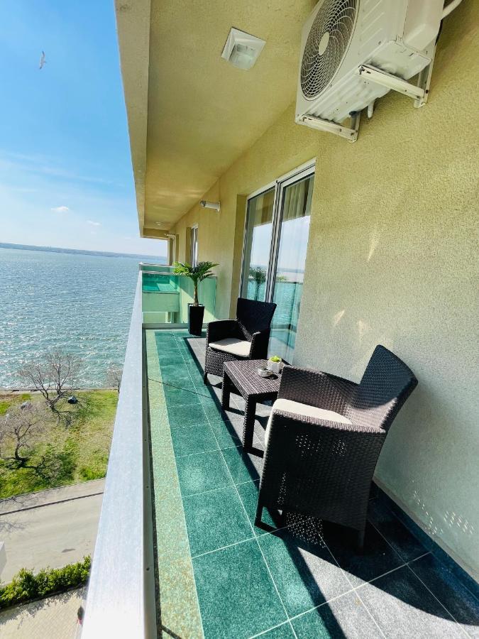 Royal Moonlight Apartment มามายา ภายนอก รูปภาพ